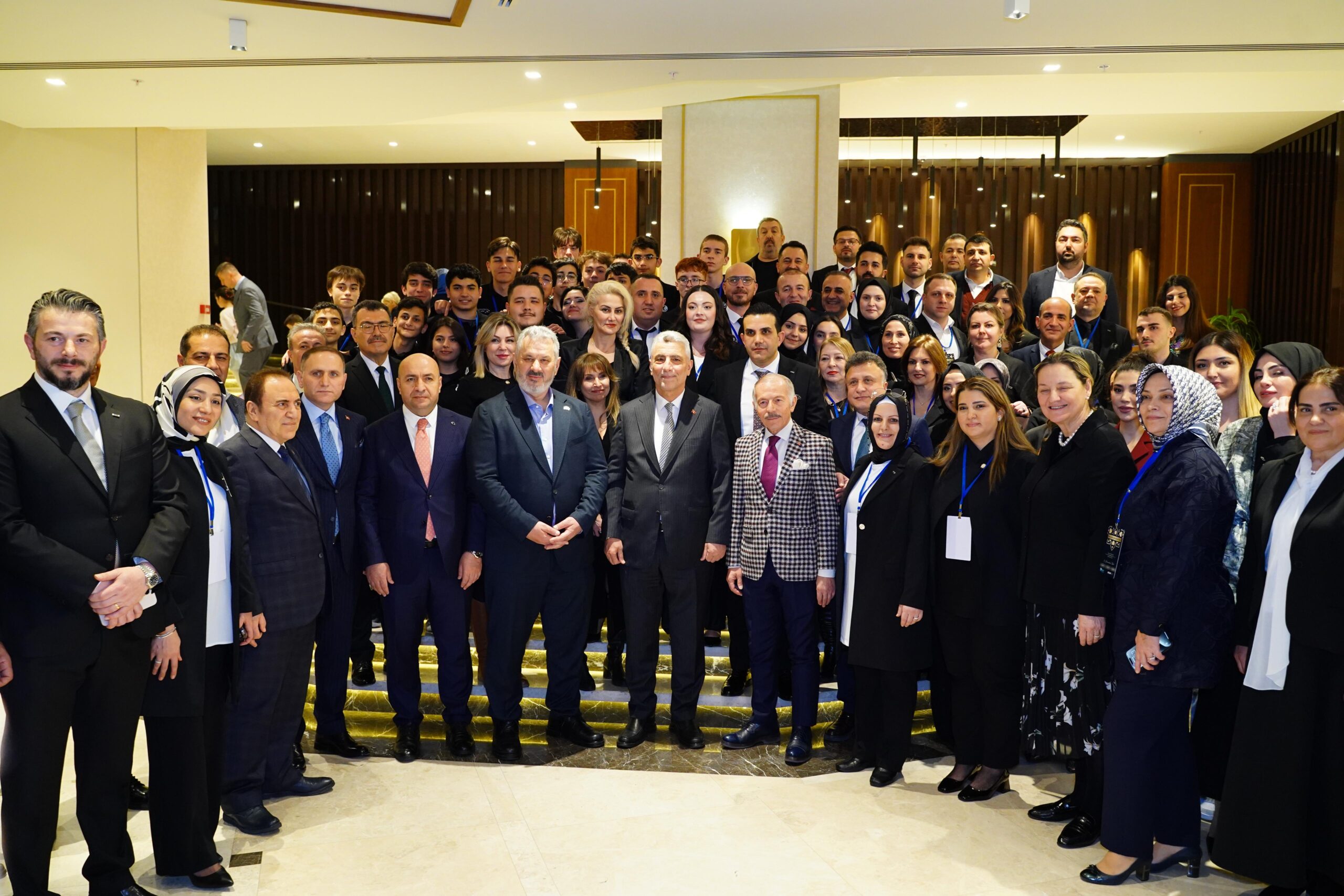 19f42aff-c122-44aa-b63a-d3f103395ea5